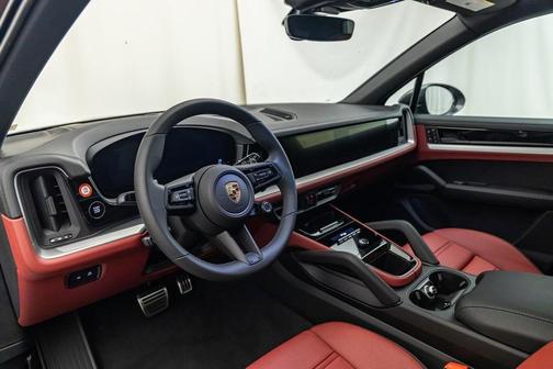 2024 Porsche Cayenne S