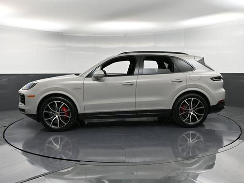 2026 Porsche Cayenne S
