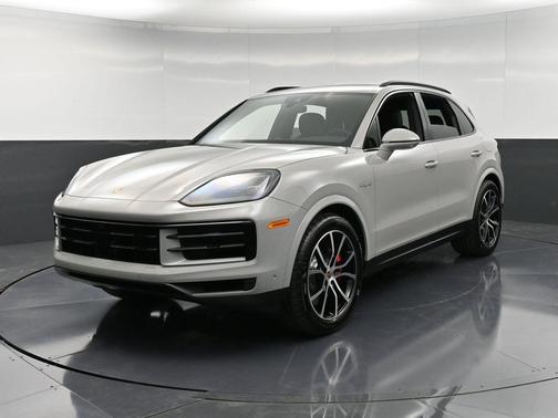 2026 Porsche Cayenne S