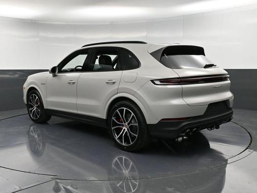 2026 Porsche Cayenne S