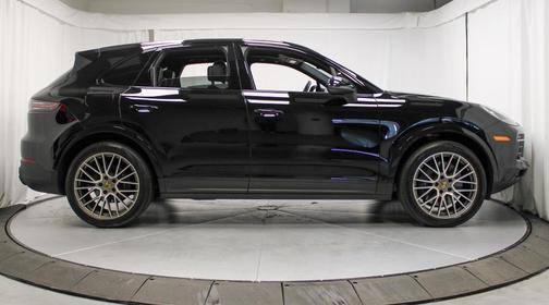 2023 Porsche Cayenne
