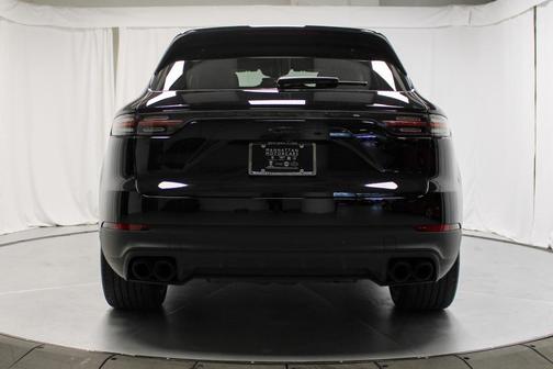 2023 Porsche Cayenne