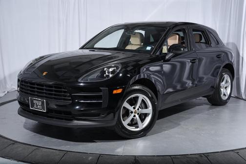 2021 Porsche Macan Base