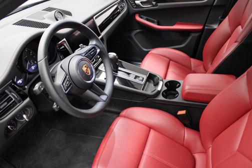 2024 Porsche Macan