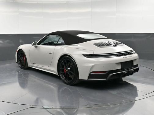 2026 Porsche 911 Carrera GTS