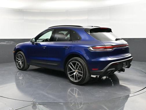 2025 Porsche Macan 