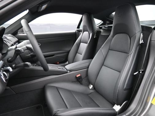 2025 Porsche 718 Cayman Style Edition
