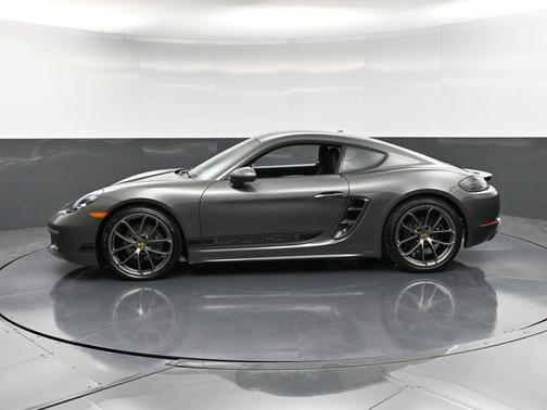2025 Porsche 718 Cayman Style Edition