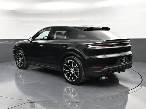 2024 Porsche Cayenne AWD