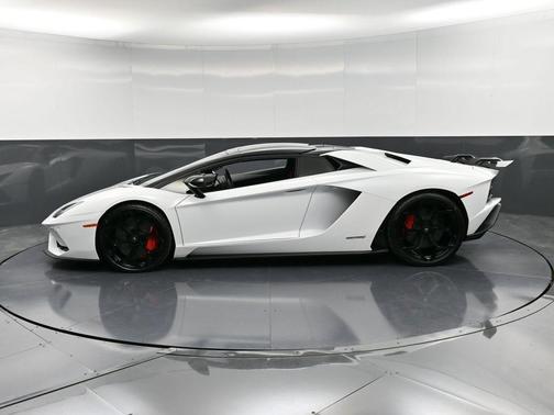 2019 Lamborghini Aventador S Base