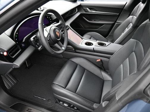 2025 Porsche Taycan 4