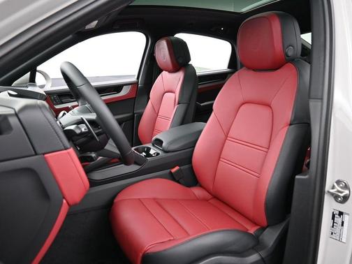 2026 Porsche Cayenne AWD