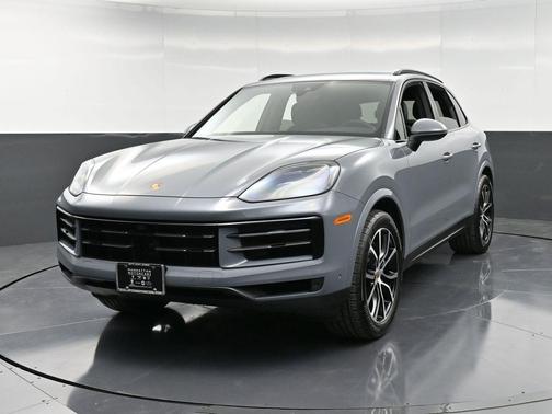 2025 Porsche Cayenne Base