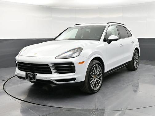 2023 Porsche Cayenne S Platinum Edition
