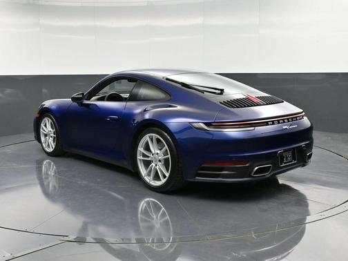 2024 Porsche 911 Carrera