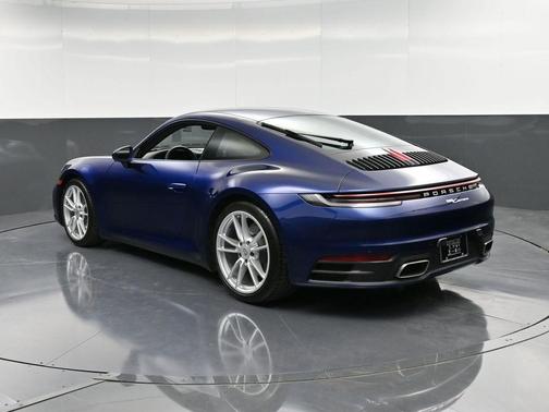 2024 Porsche 911 Carrera