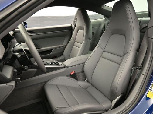 2024 Porsche 911 Carrera