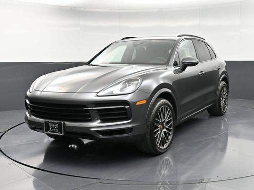 2022 Porsche Cayenne 