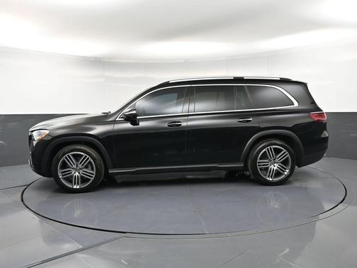 Black 2025 Mercedes-Benz GLS 450 4MATIC