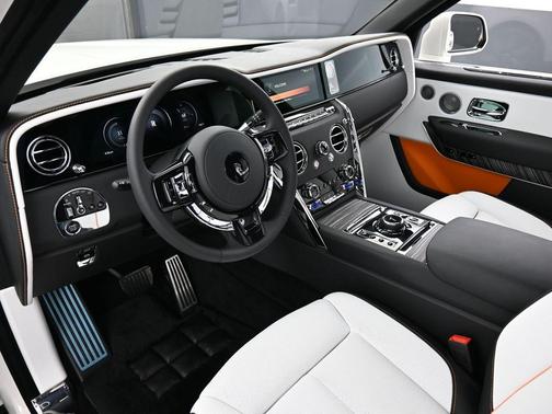 2026 Rolls-Royce Cullinan 