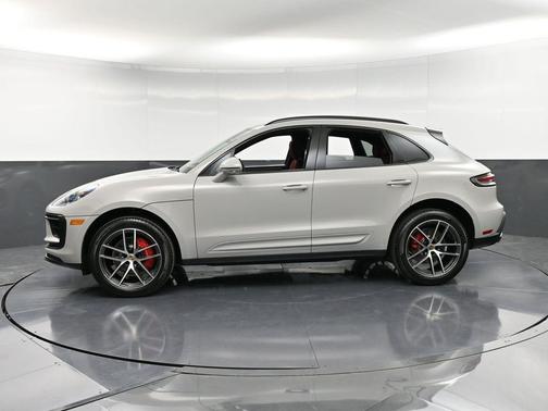 2026 Porsche Macan S