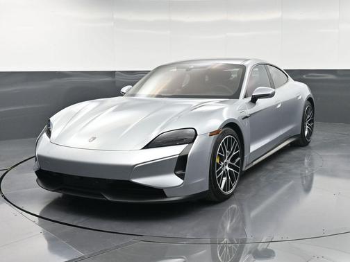 2025 Porsche Taycan Turbo