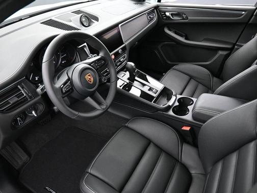 2026 Porsche Macan GTS