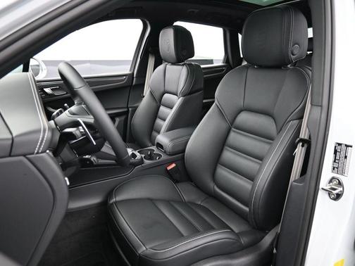 2026 Porsche Macan GTS