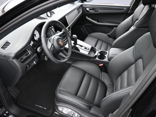 2026 Porsche Macan GTS