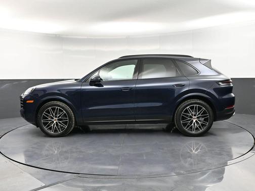 2026 Porsche Cayenne Base
