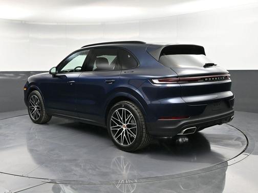 2026 Porsche Cayenne Base