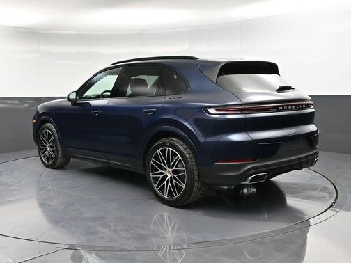 2026 Porsche Cayenne Base
