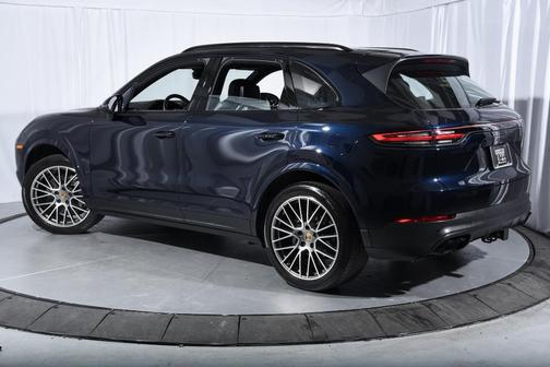 2023 Porsche Cayenne