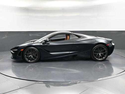 2020 McLaren 720S 