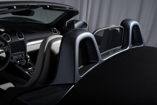 2025 Porsche 718 Boxster S