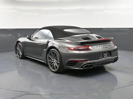 Agate Gray Metallic 2017 Porsche 911 Turbo