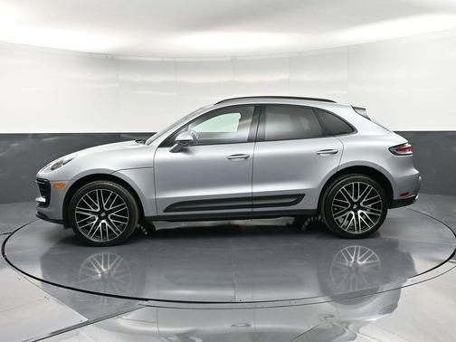 2024 Porsche Macan 