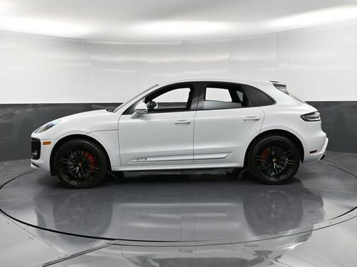2023 Porsche Macan GTS