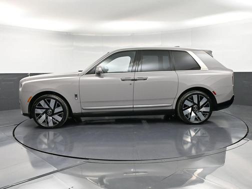2026 Rolls-Royce Cullinan 
