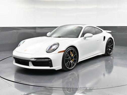 2021 Porsche 911 Turbo S