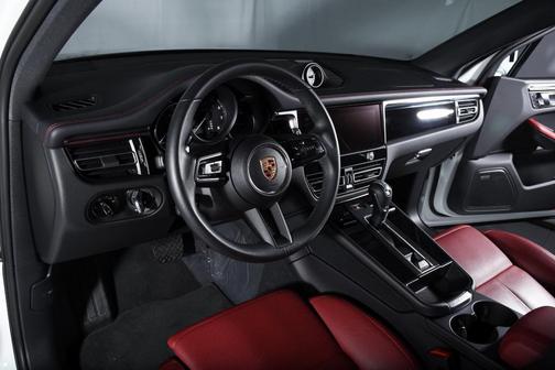 2024 Porsche Macan