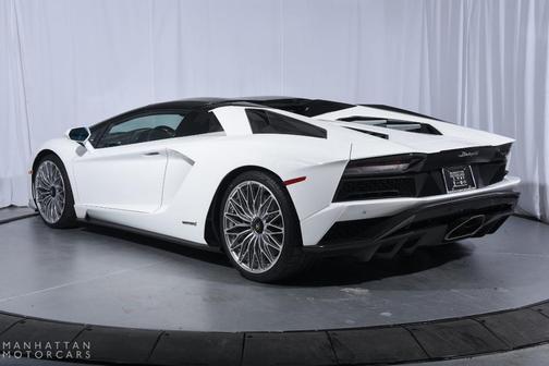 2018 Lamborghini Aventador S Base