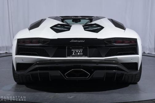 2018 Lamborghini Aventador S Base
