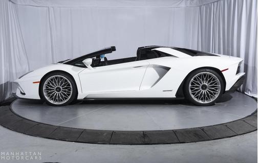 2018 Lamborghini Aventador S Base