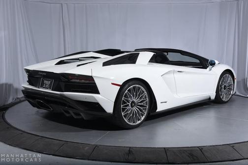 2018 Lamborghini Aventador S Base