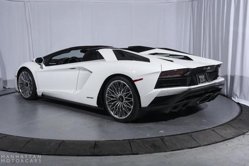 2018 Lamborghini Aventador S Base