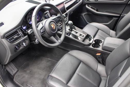 2024 Porsche Macan