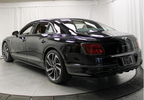 2025 Bentley Flying Spur Speed