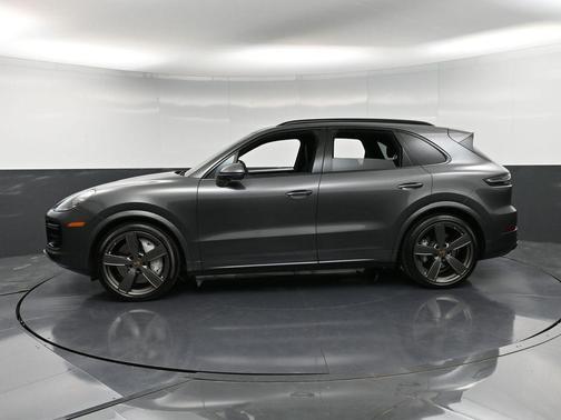 2021 Porsche Cayenne Turbo