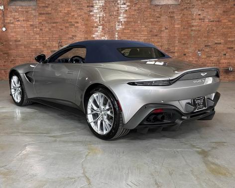 2022 Aston Martin Vantage